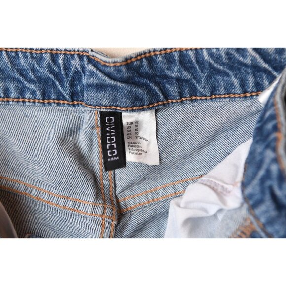 H&M Women’s Size 10 Divided Blue Jeans With Raw Hem and Side Slit Medium Wash - Picture 9 of 12